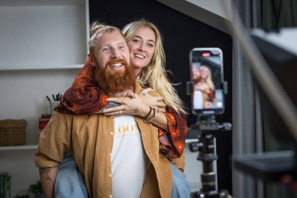 Joel Larson och Indra Åkerblom