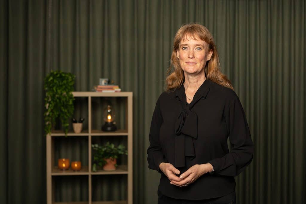Malin Elgborn i studion