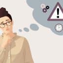 Kvinna med pratbubbla med varningstriangel