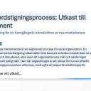 Skärmbild av dokument med rubriken ”Ombordstigningsprocess: Utkast till dokument” och en markerad inledningstext, medan Copilot genererar text.