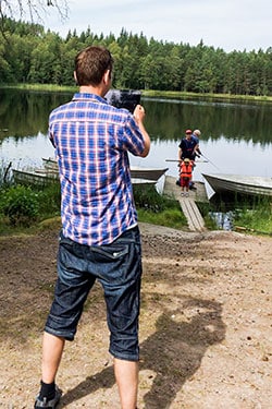 Mattias fotograferar med iPad